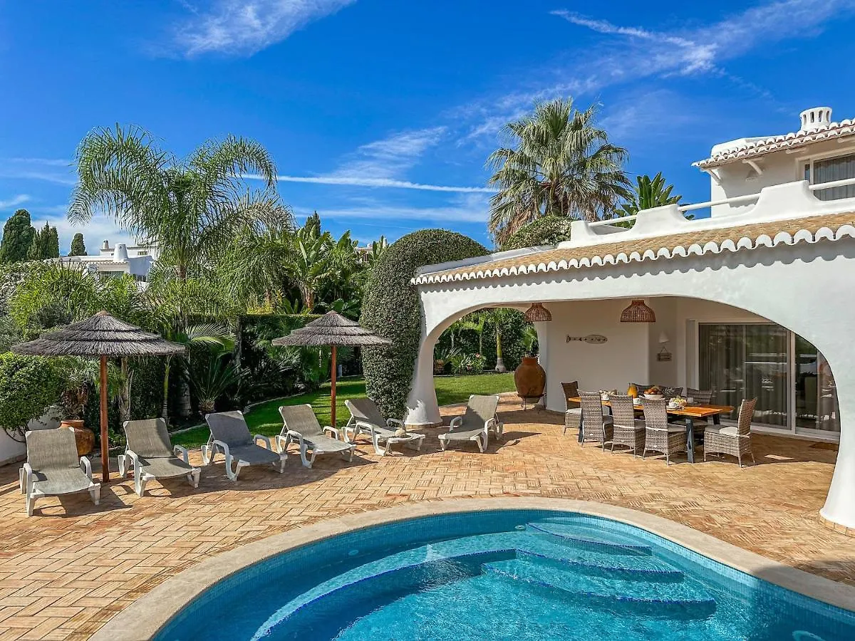 Luxury Villa Heated Pool, Walk To Sao Rafael Beach, Albufeira