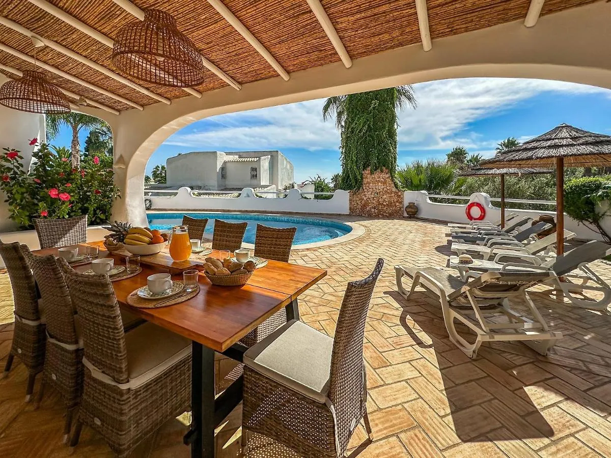 Luxury Villa Heated Pool, Walk To Sao Rafael Beach, Albufeira