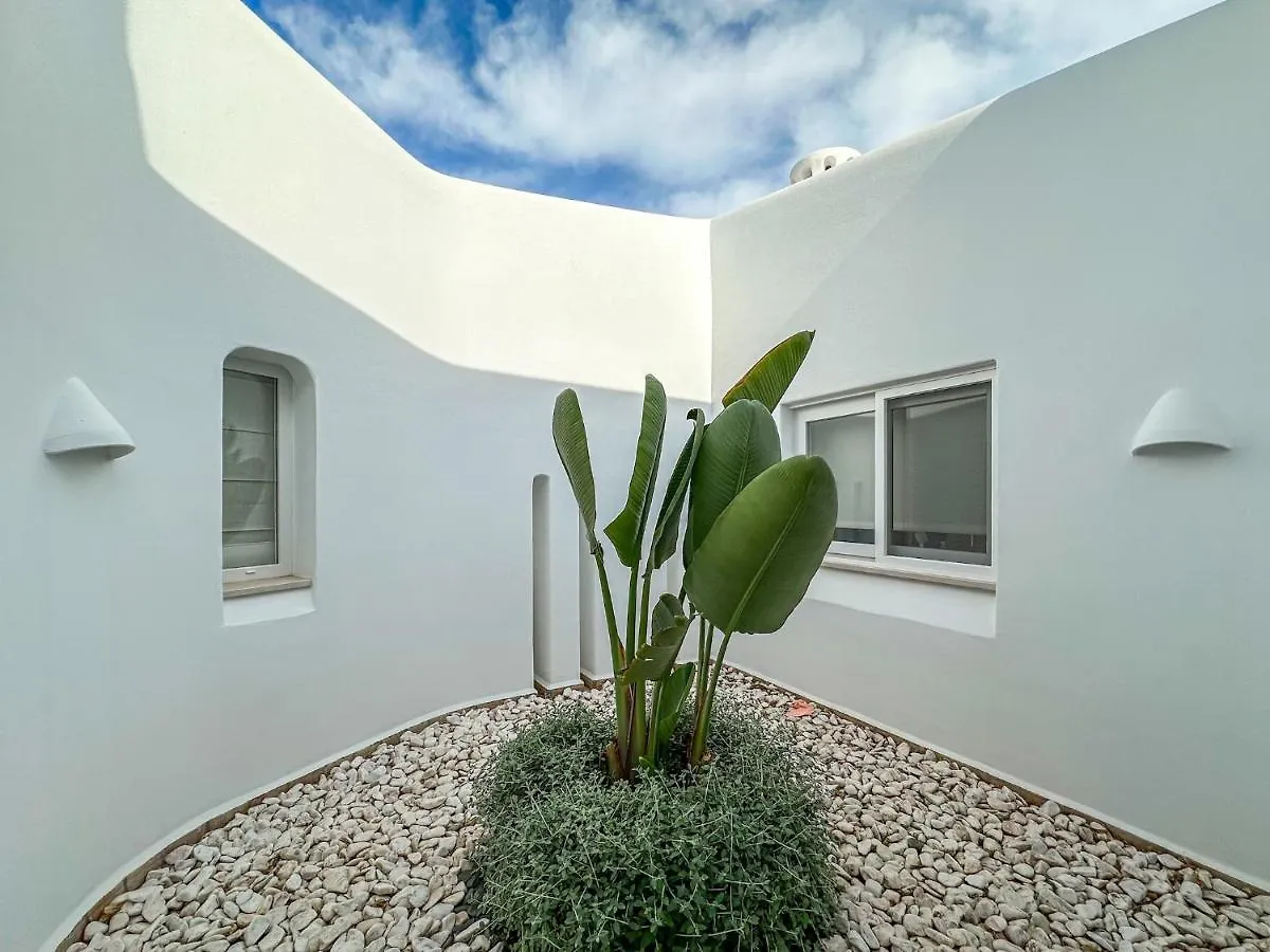 Luxury Villa Heated Pool, Walk To Sao Rafael Beach, Albufeira