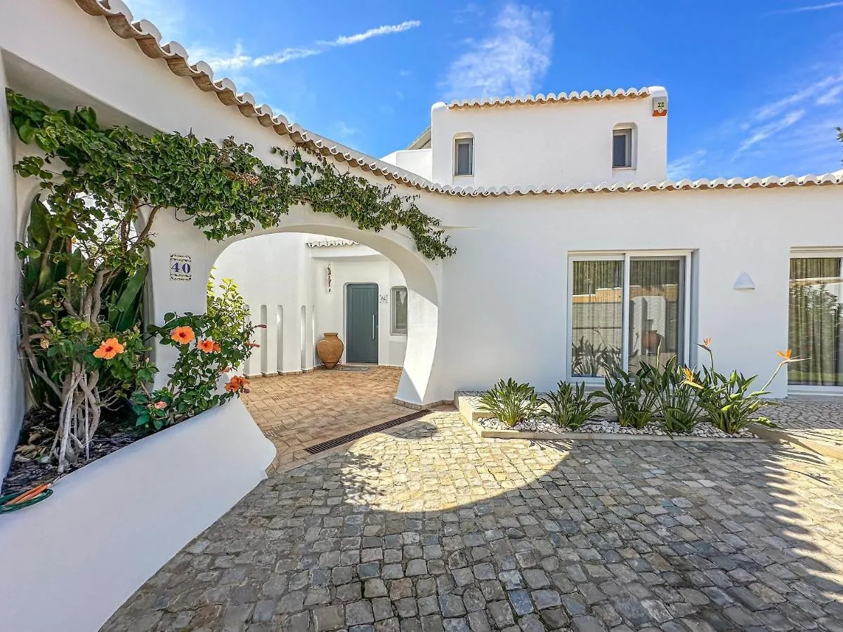 Luxury Villa Heated Pool, Walk To Sao Rafael Beach, Albufeira