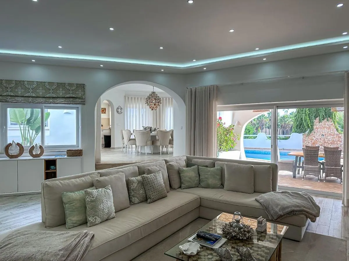 Luxury Villa Heated Pool, Walk To Sao Rafael Beach, Albufeira Portugal