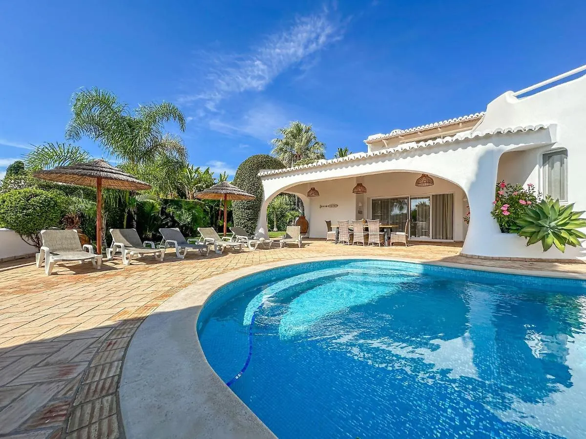 Luxury Villa Heated Pool, Walk To Sao Rafael Beach, Albufeira